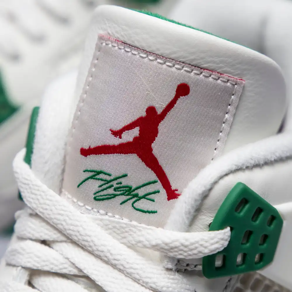 Nike Air Jordan 4 Retro SB Pine Green