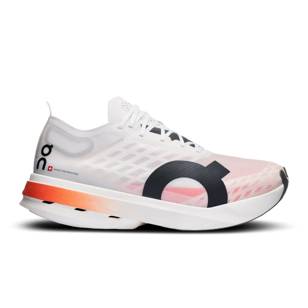 Cloudboom Strike- White | Black