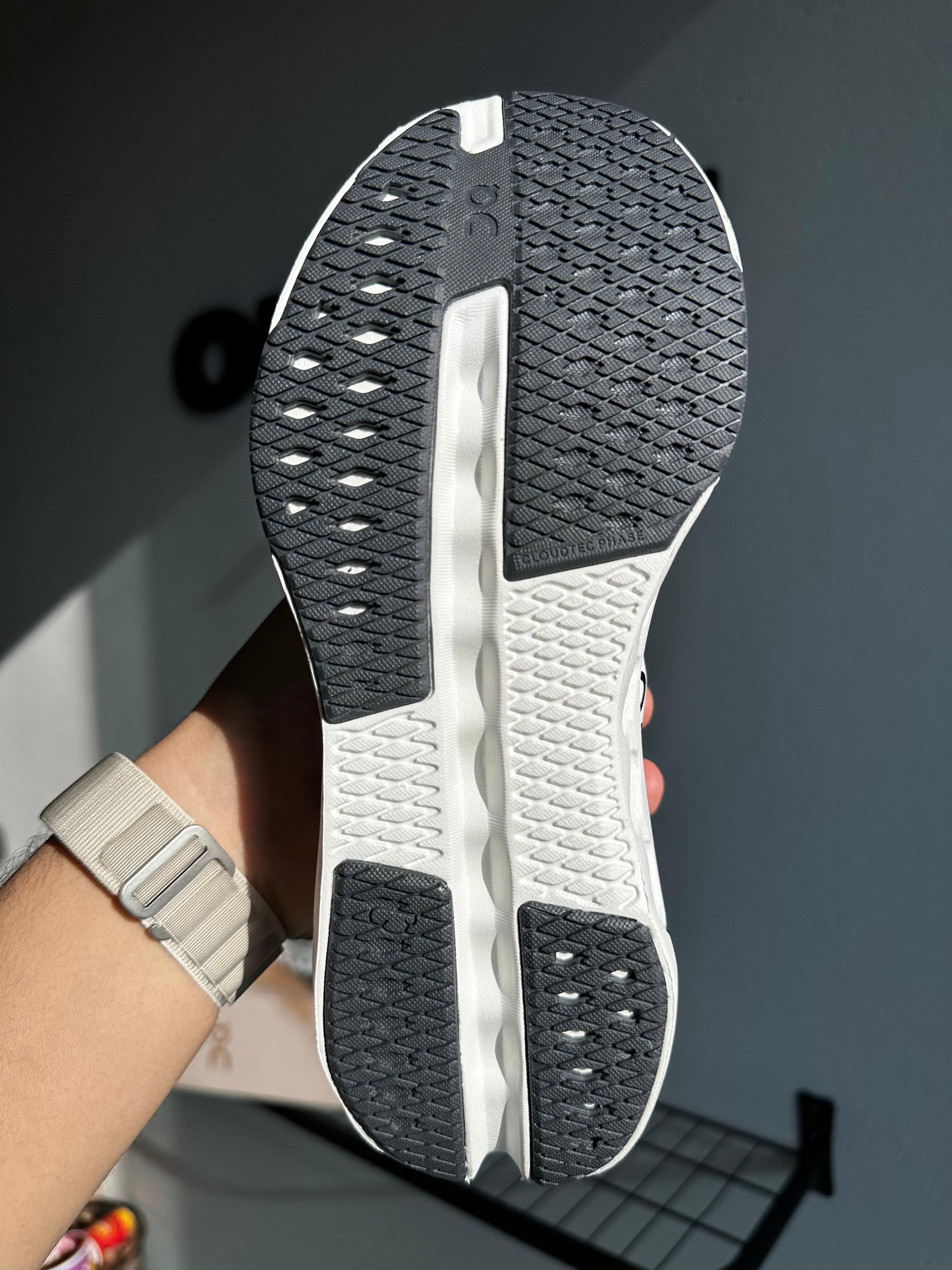 On Running Cloudsurfer "White" (PRONTA ENTREGA)