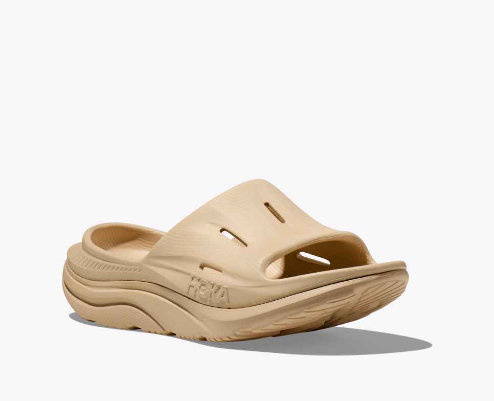 Hoka Ora Recovery Slide 3 - Shifting sand