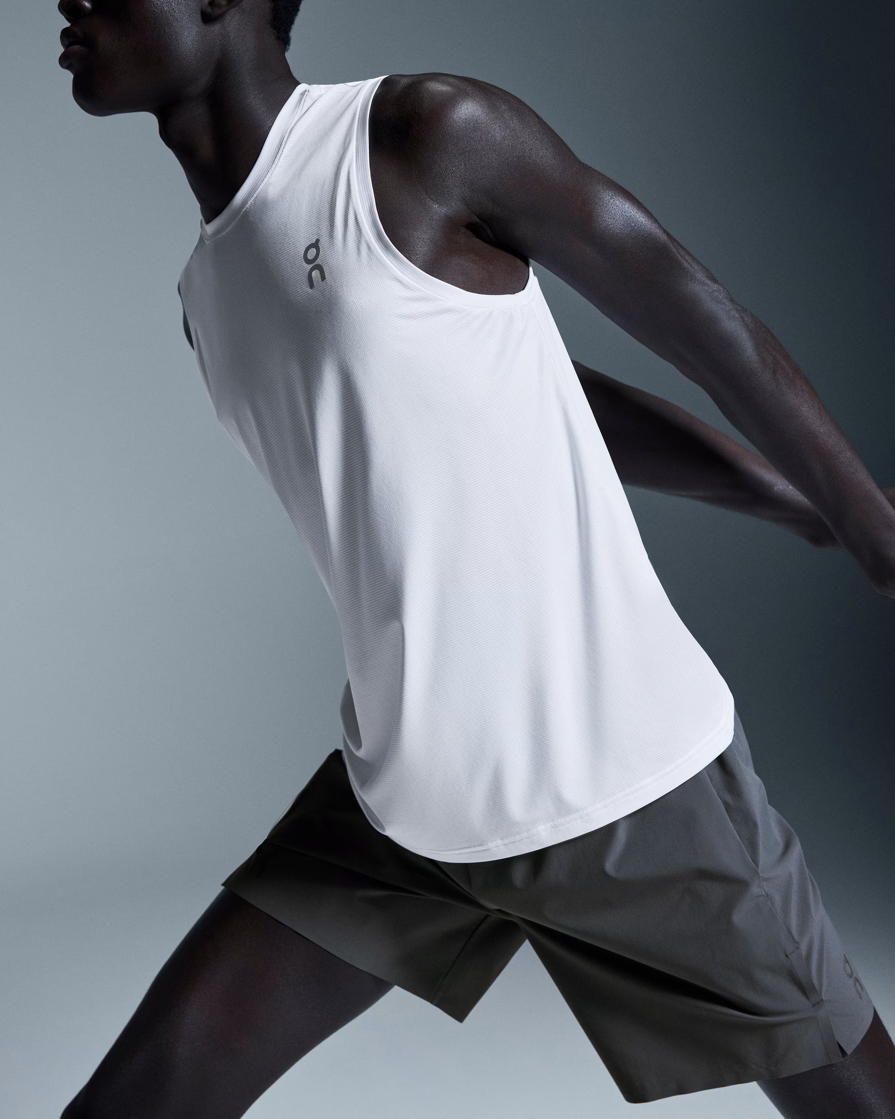 7" Performance Shorts Eclipse - On Runnig