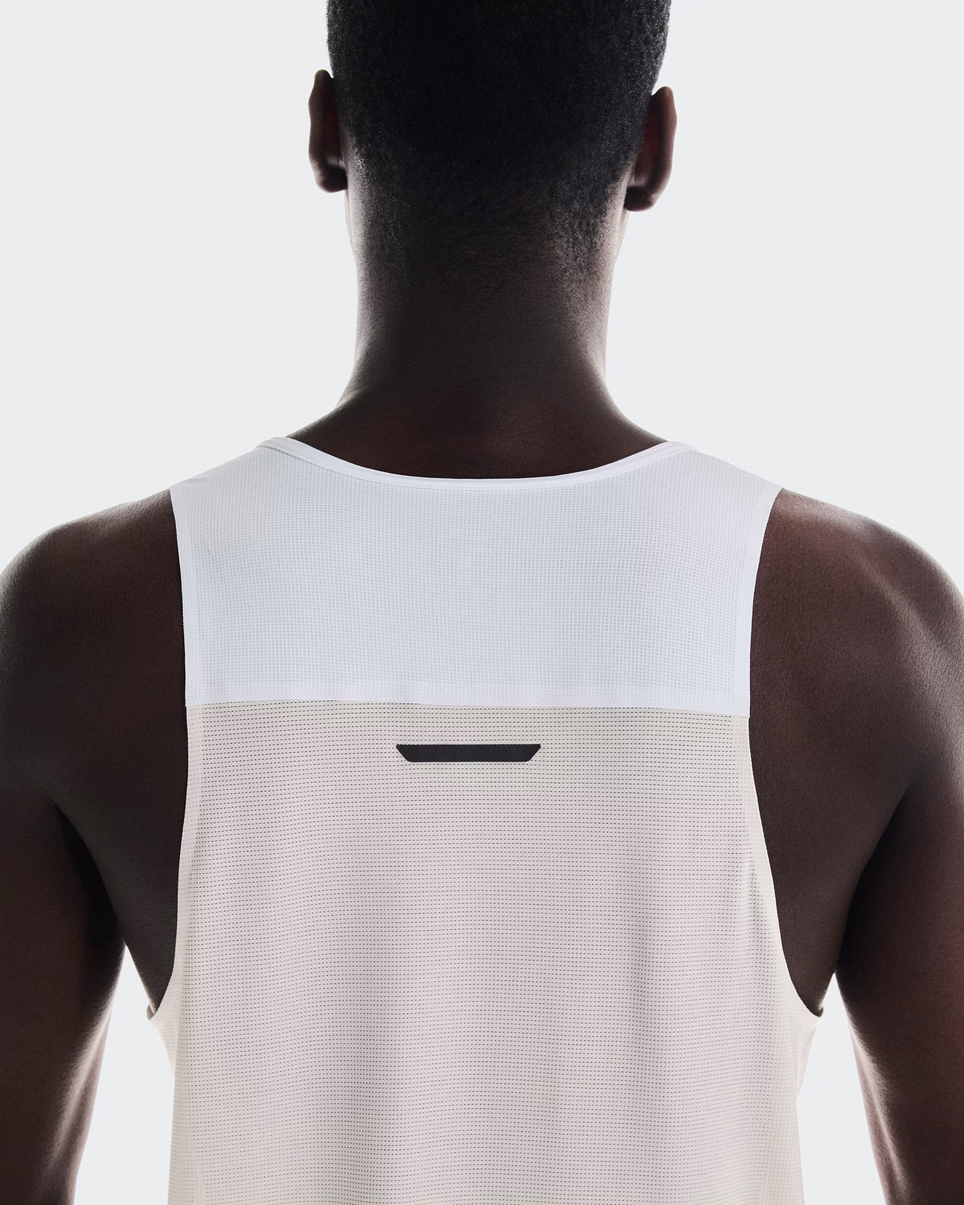 Regata Performance Tank White | Silver - On Runnig
