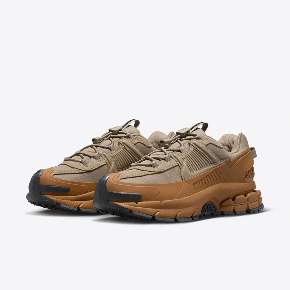 Nike Zoom Vomero 5 Roam Flax