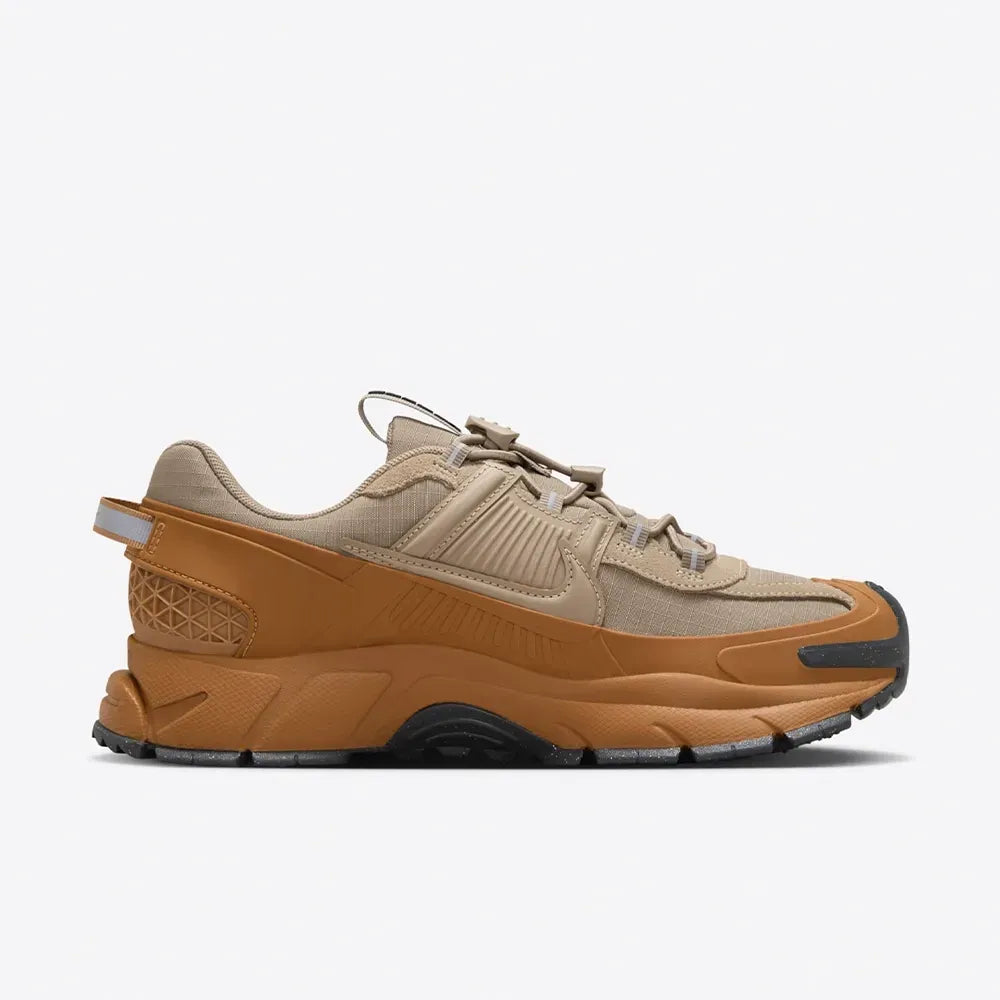 Nike Zoom Vomero 5 Roam Flax
