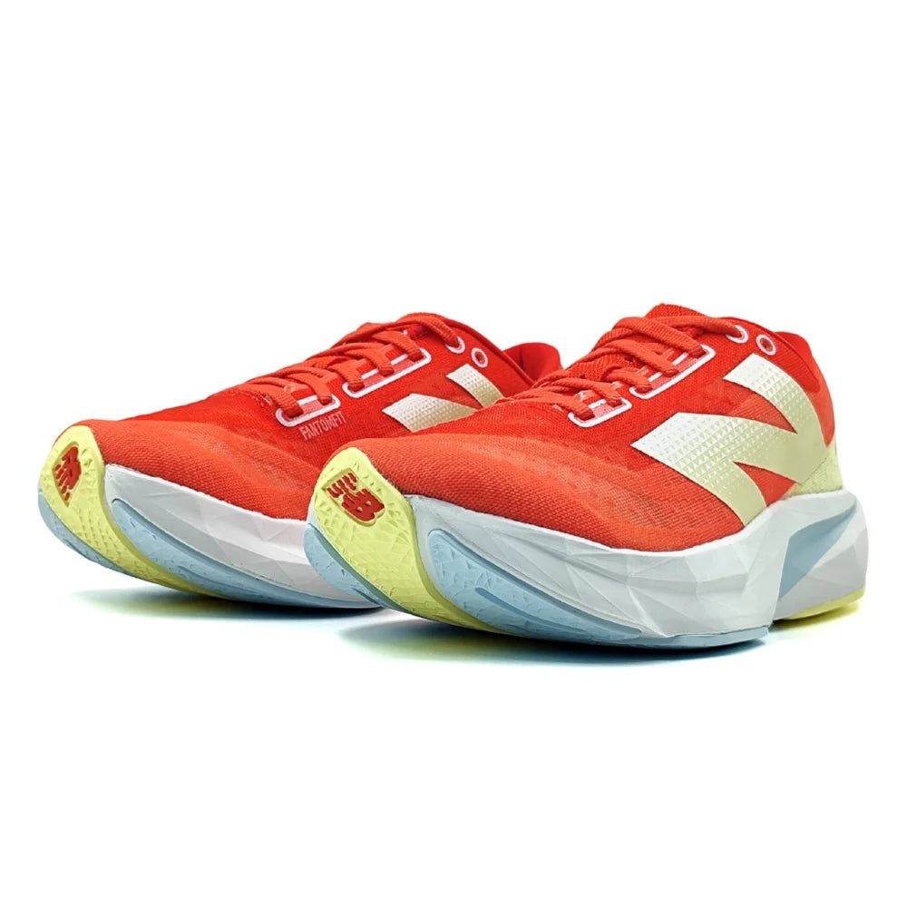 NB FuelCell Rebel V4 - Coral/Gold