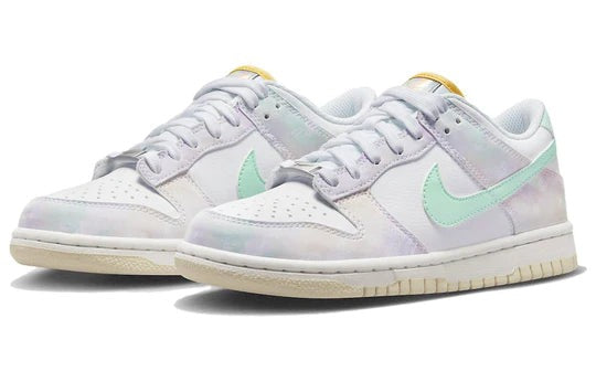 Dunk Low "Pastel Paisley"