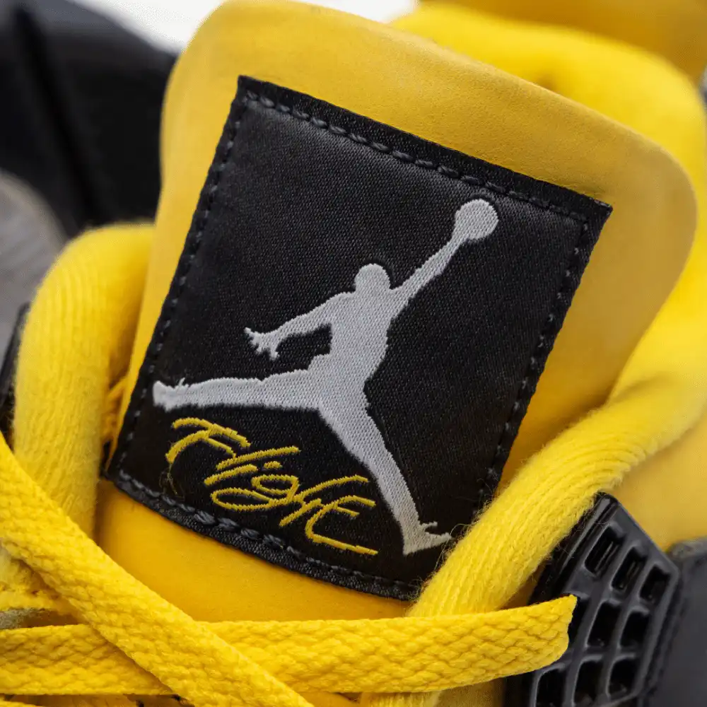 Nike Air Jordan 4 Retro 'Lightning' 2021