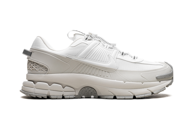 Nike Zoom Vomero Roam "Summit White Light Bone Light Iron