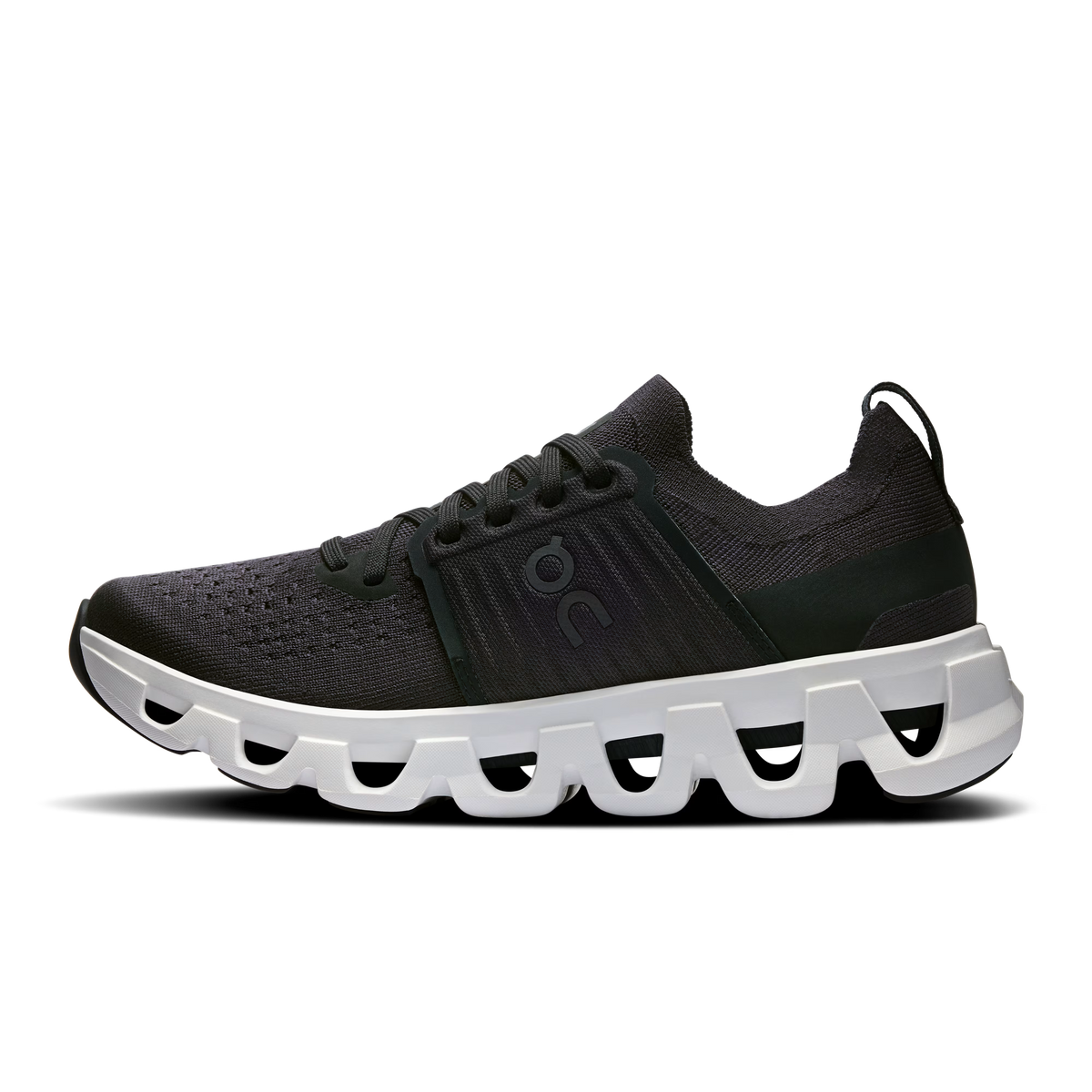 On Cloudswift 4 Black | White