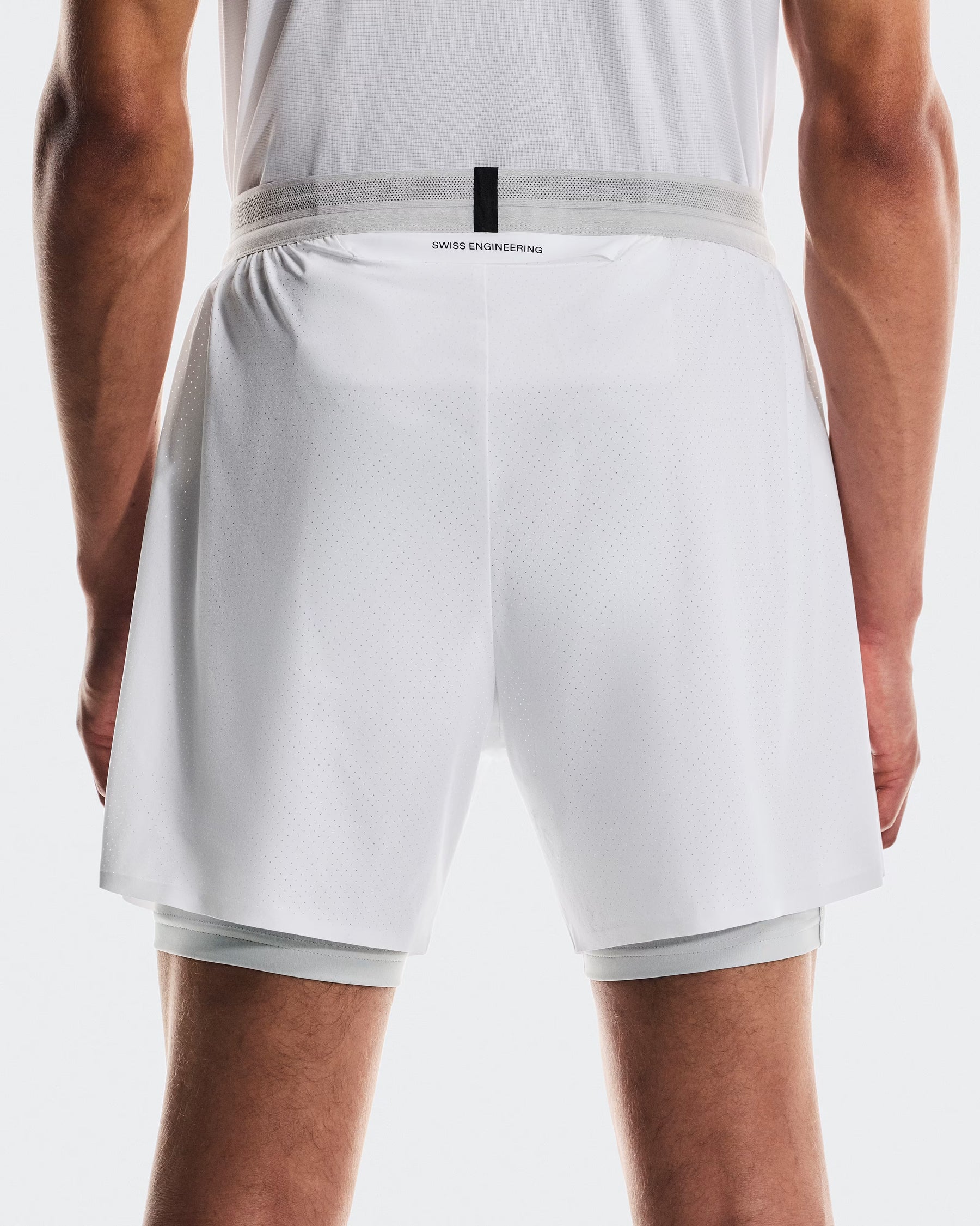 5" Performance 2/1 Shorts White | Glacier - On Runnig