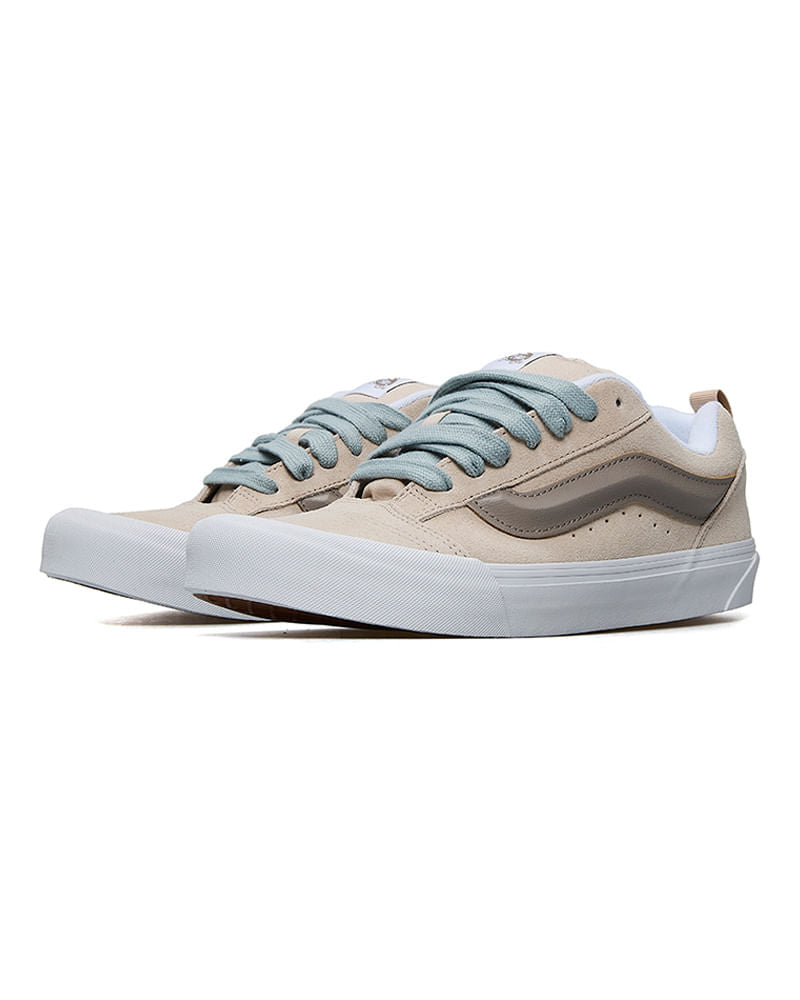 VANS UA KNU SKOOL