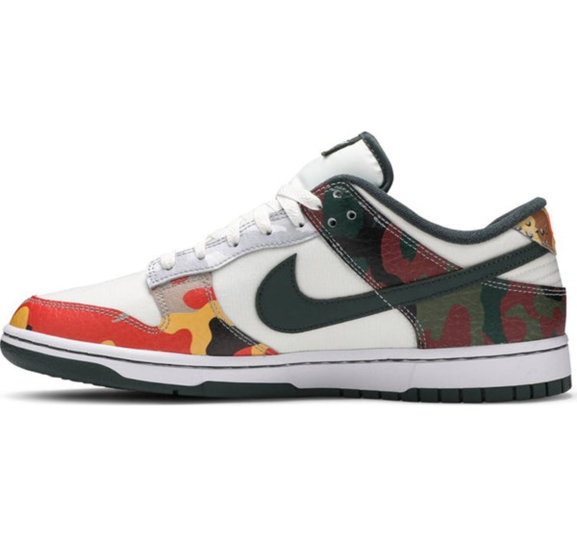 Nike Dunk Low SE 'Sail Multi-Camo'