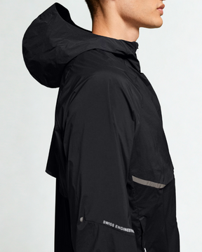 Core Jacket Black - On Runnig