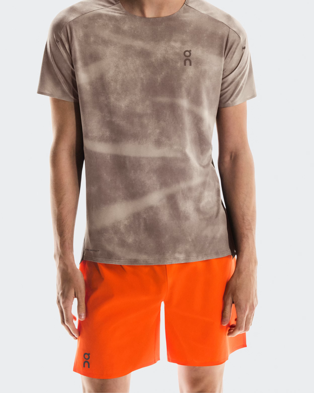 7" Performance Shorts Flame - On Runnig