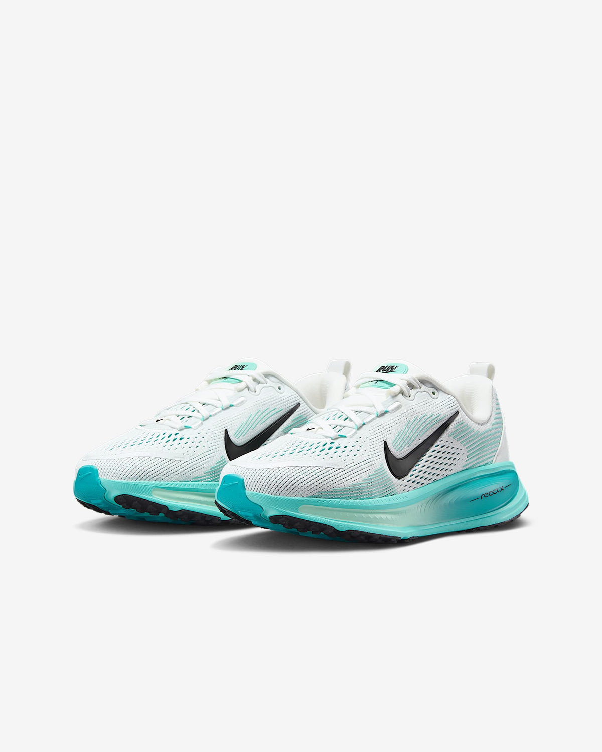 Vomero 18 "Geode Teal"