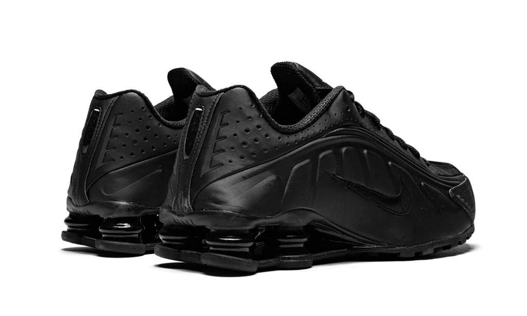 Shox R4 "Triple Black"