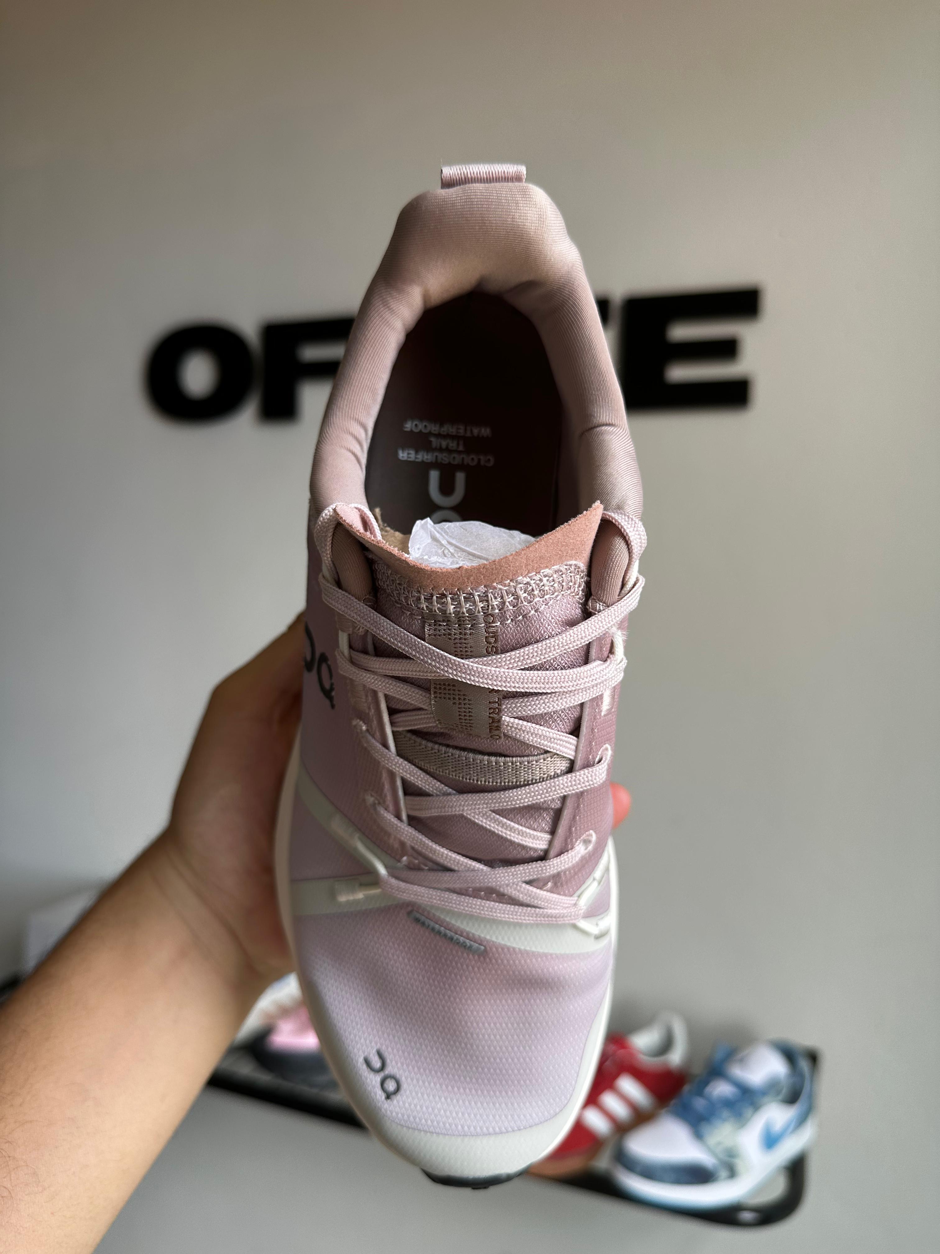 On Cloudsurfer Trail Pink ( PRONTA ENTREGA )