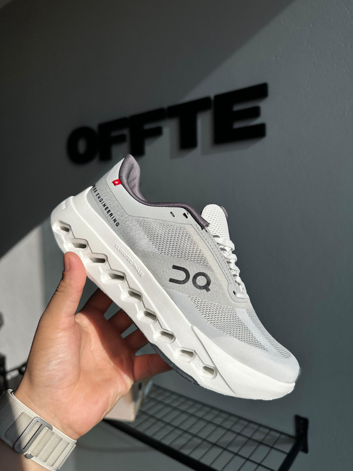 On Running Cloudsurfer "White" (PRONTA ENTREGA)