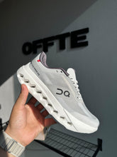 On Running Cloudsurfer "White" (PRONTA ENTREGA)