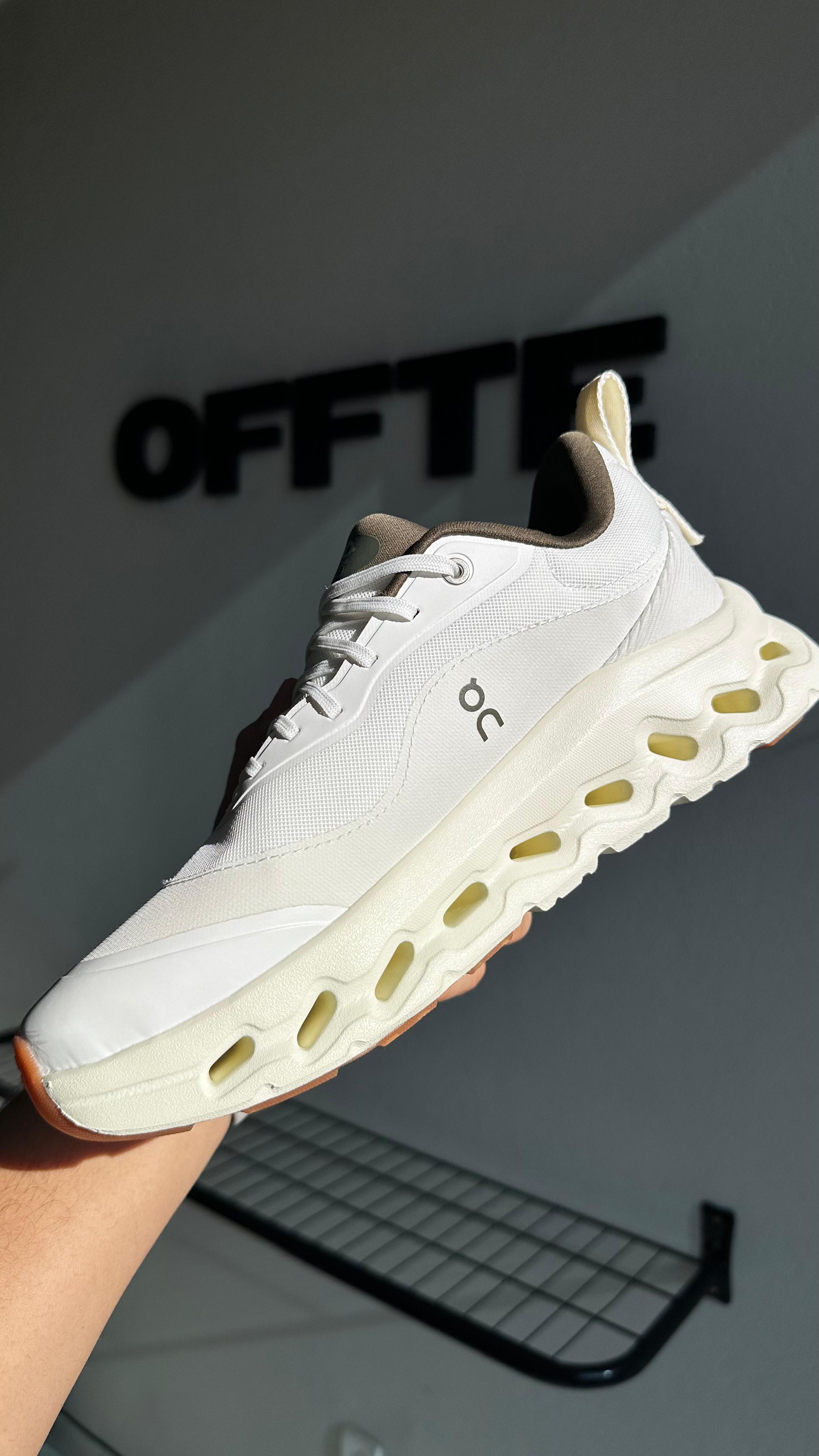Cloudtilt 2 "LOEWE White Khaki" (PRONTA ENTREGA)