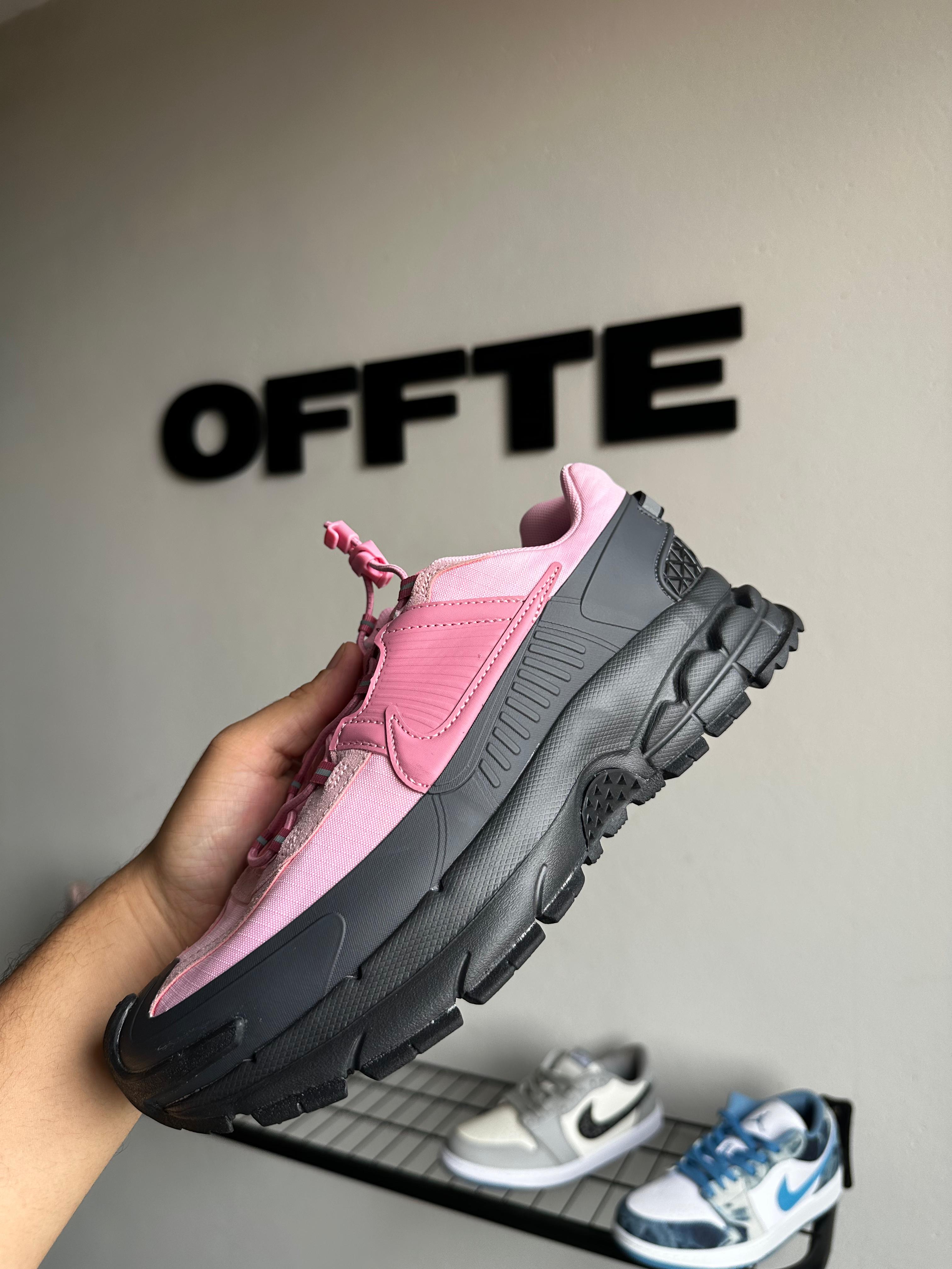 Nike Zoom Vomero 5 Roam Elemental Pink Anthracite