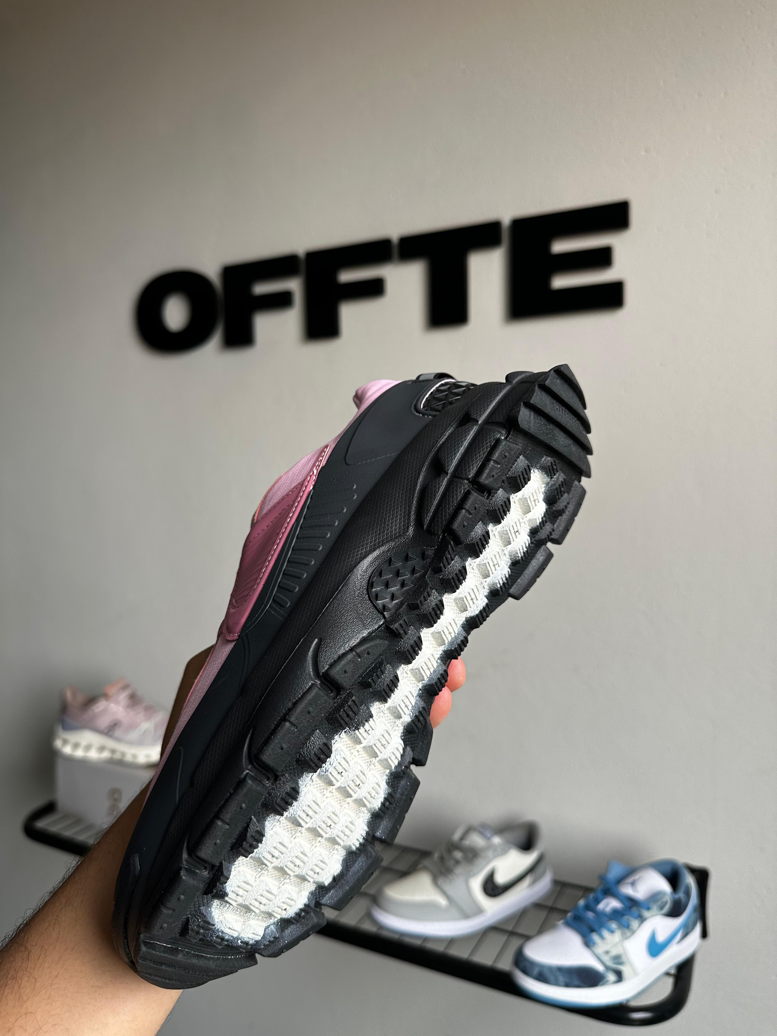 Nike Zoom Vomero 5 Roam Elemental Pink Anthracite