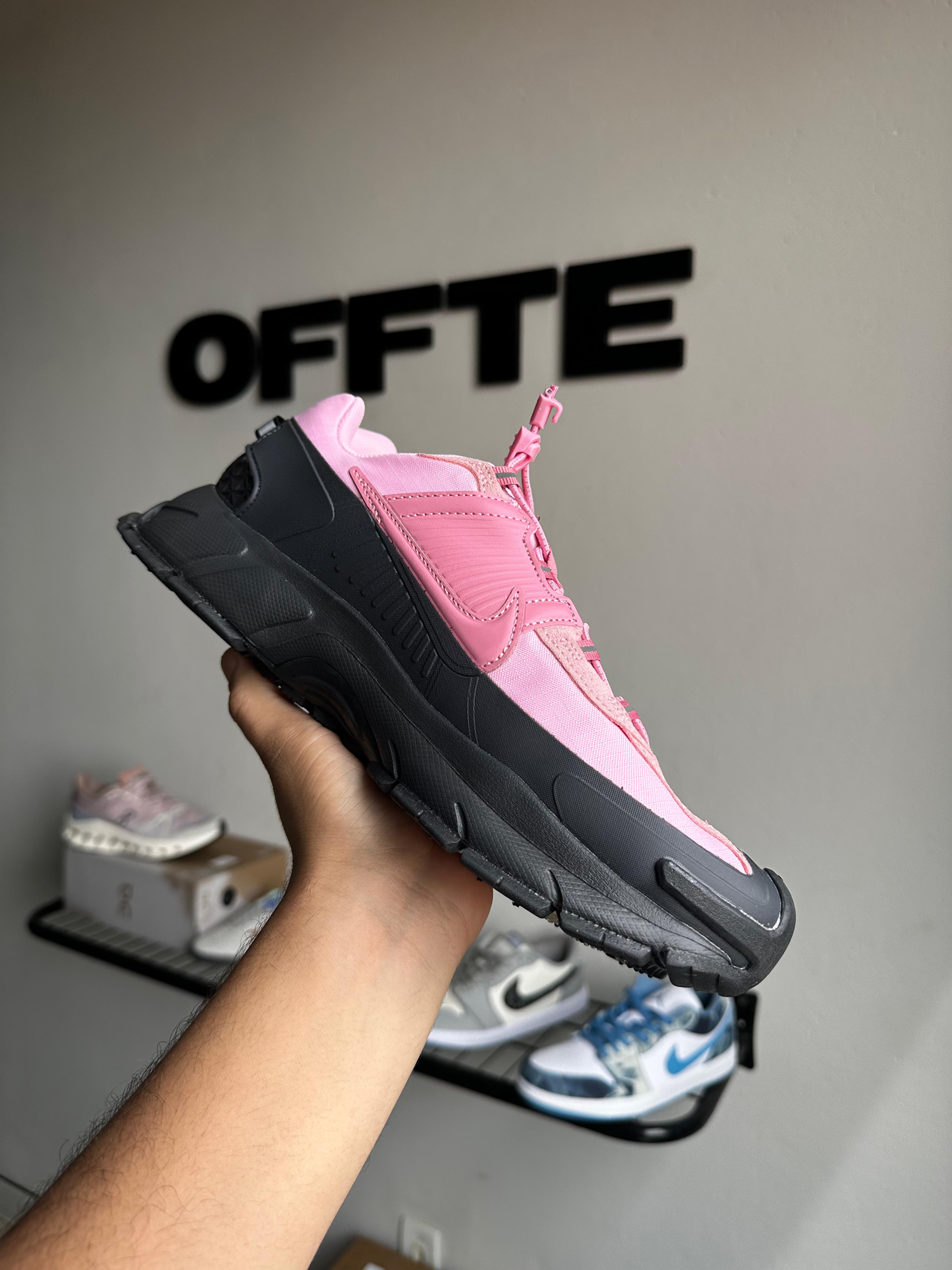 Nike Zoom Vomero 5 Roam Elemental Pink Anthracite