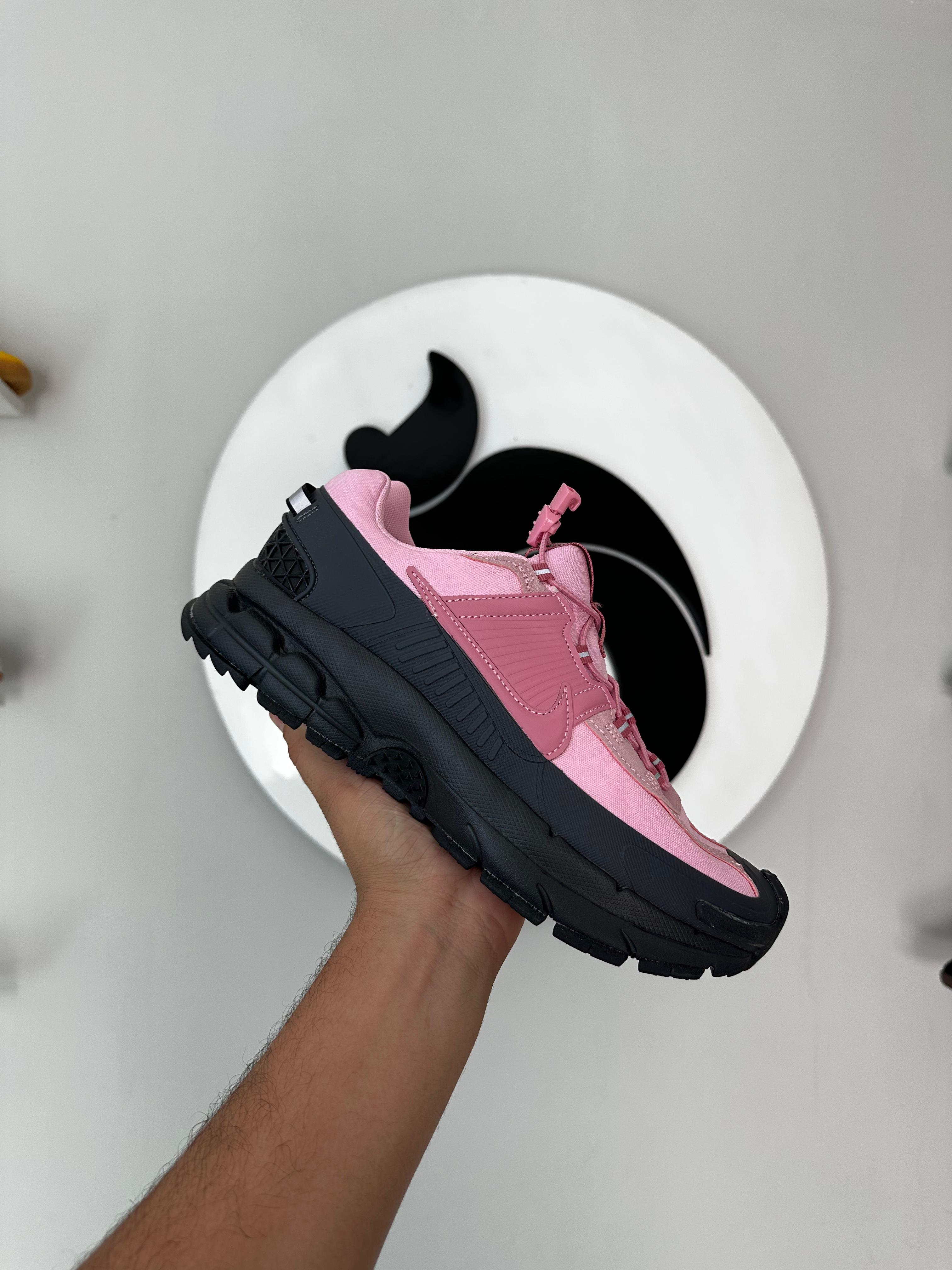Nike Zoom Vomero 5 Roam Elemental Pink Anthracite