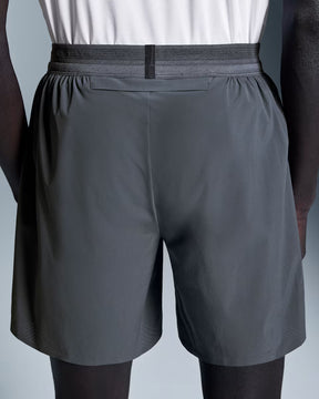 7" Performance Shorts Eclipse - On Runnig