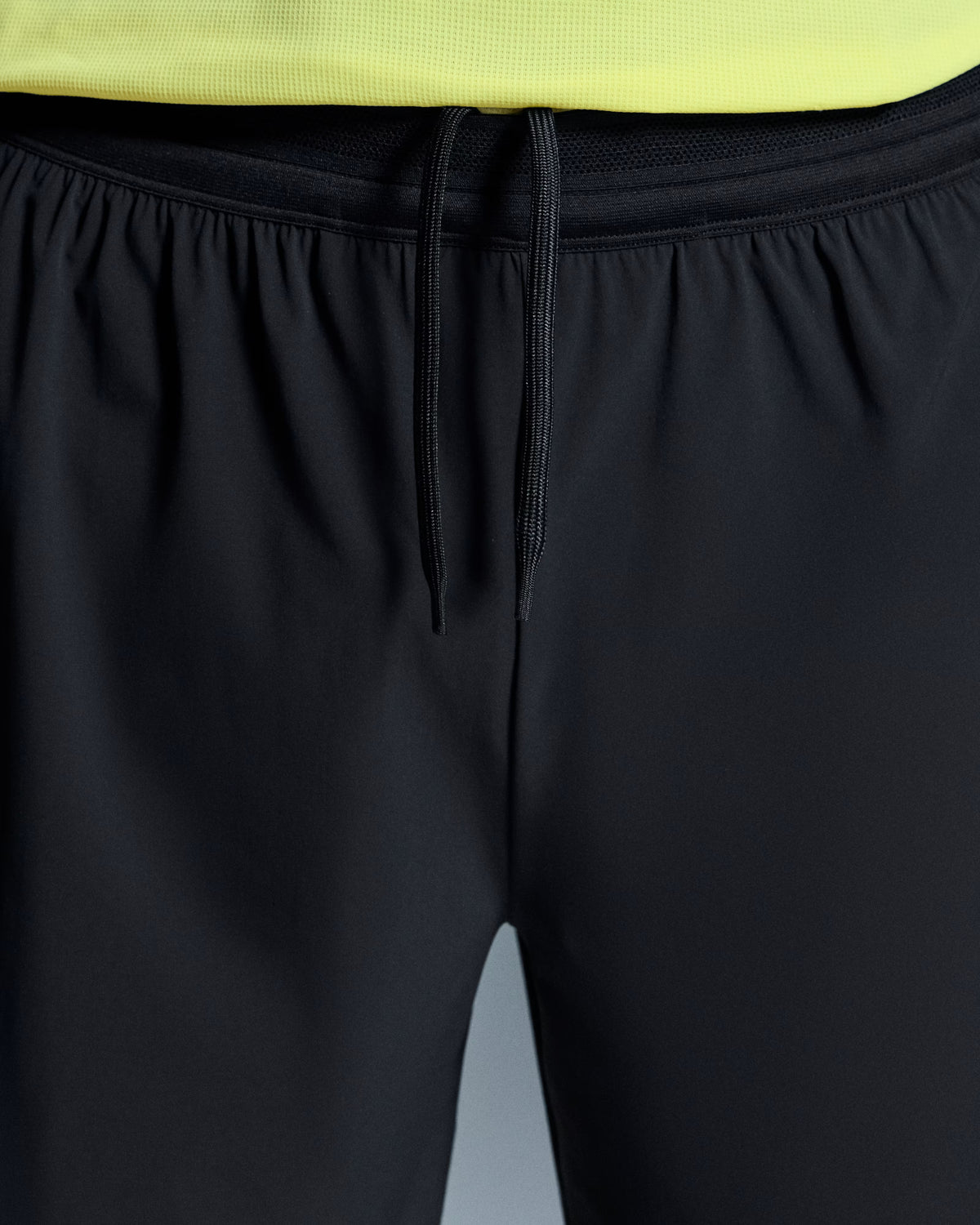 5" Performance 2/1 Shorts Black - On Runnig