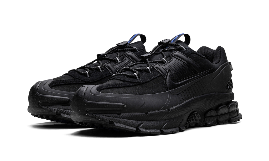 Zoom Vomero 5 Roam "Triple Black"