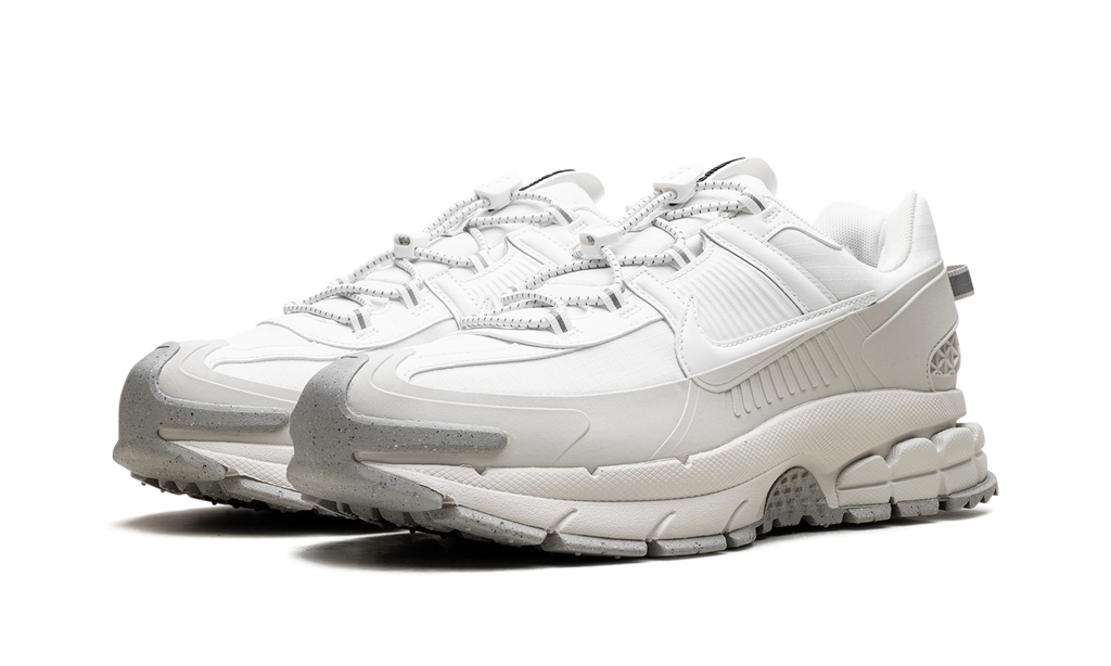 Nike Zoom Vomero Roam "Summit White Light Bone Light Iron
