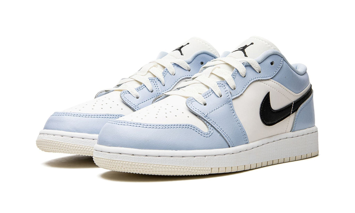 Air Jordan 1 Low "Ice Blue Black"