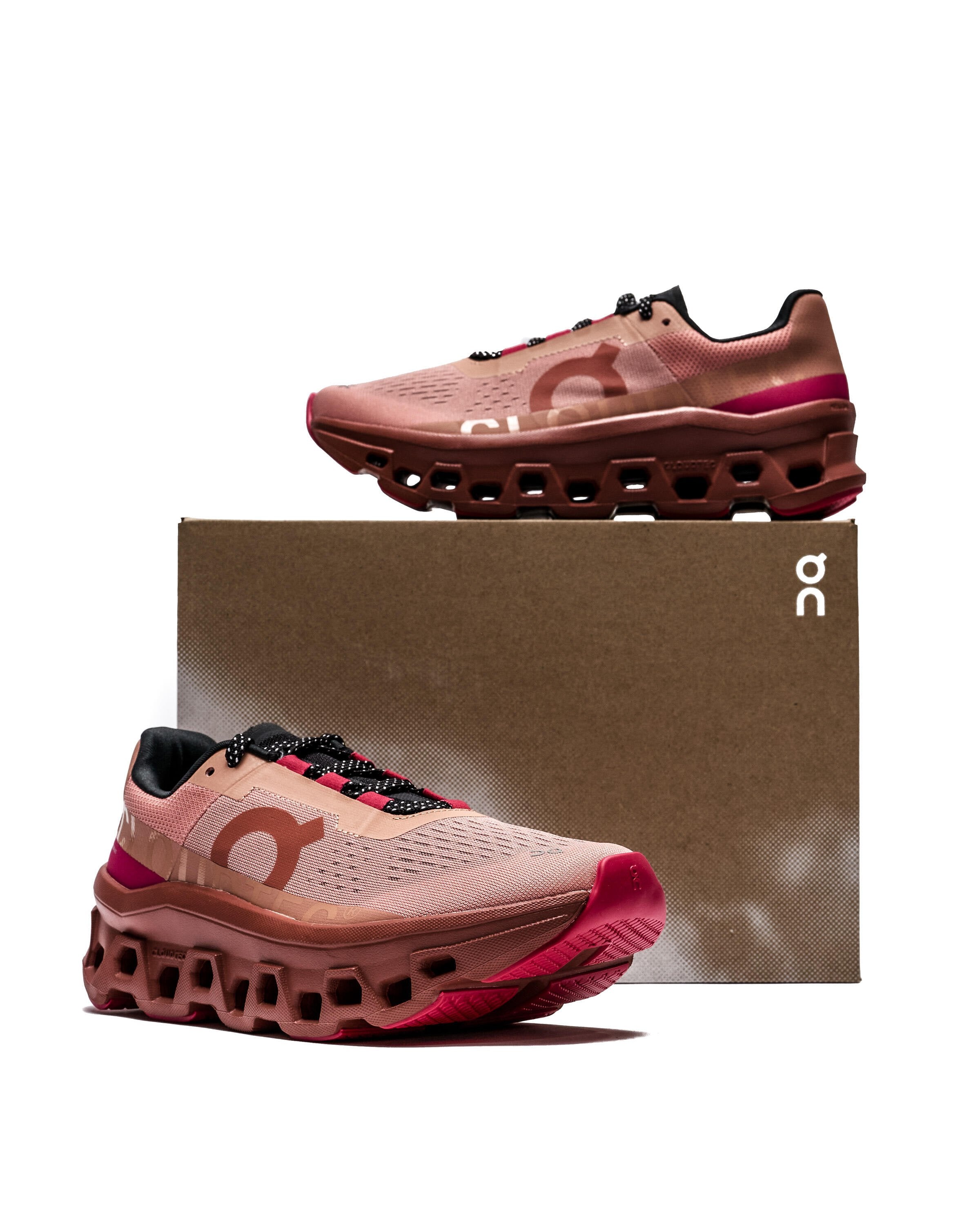 On Cloudmonster 2 Coral