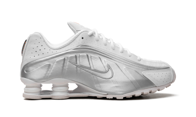 SHOX R4 MNS WMNS "Metallic silver"
