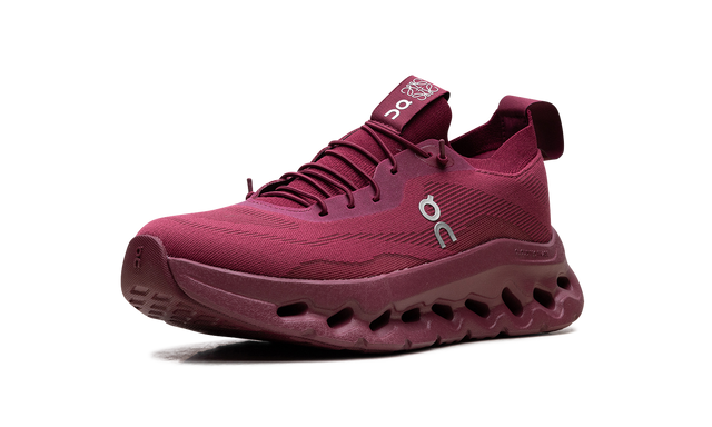 On Running Loewe  'Wild Red'