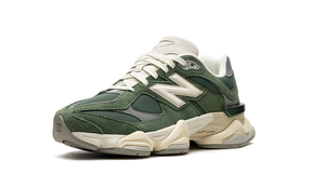 New Balance 9060 "Green Suede"