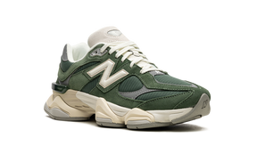 New Balance 9060 "Green Suede"