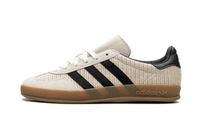 Adidas Gazelle  Indoor "Aluminum / Core Black"