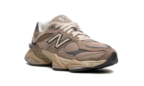 New Balance 9060 "Driftwood Castlerock"