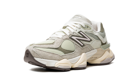 New Balance 9060 "Olive"