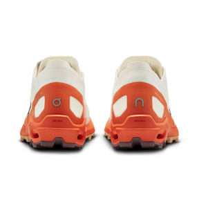 Cloudventure Peak 3 Undyed | Flame