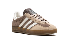 AdidasGazelle Indoor "Earth Strata Magic Beige"