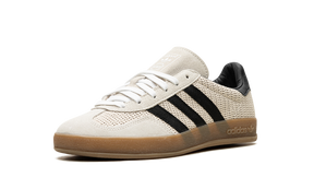 Adidas Gazelle  Indoor "Aluminum / Core Black"